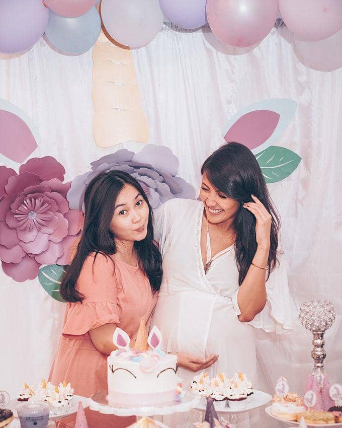 instagram.com/mrssharena