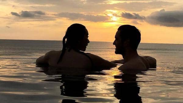 instagram.com/aurakasih