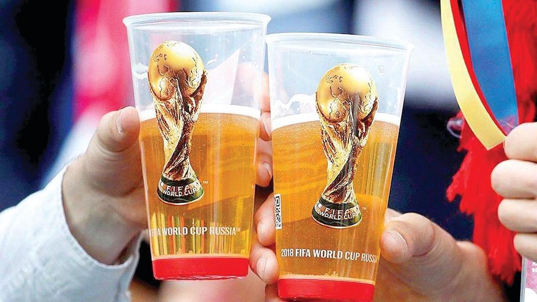 Legalitas Penjualan Bir di Stadion saat Piala Dunia Jadi Perdebatan