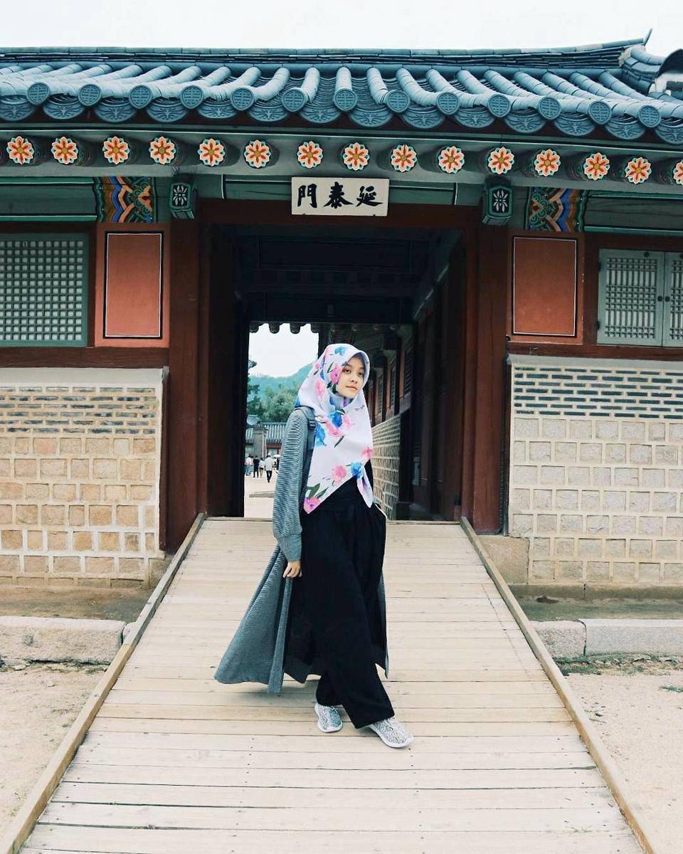 instagram.com/lirasadika