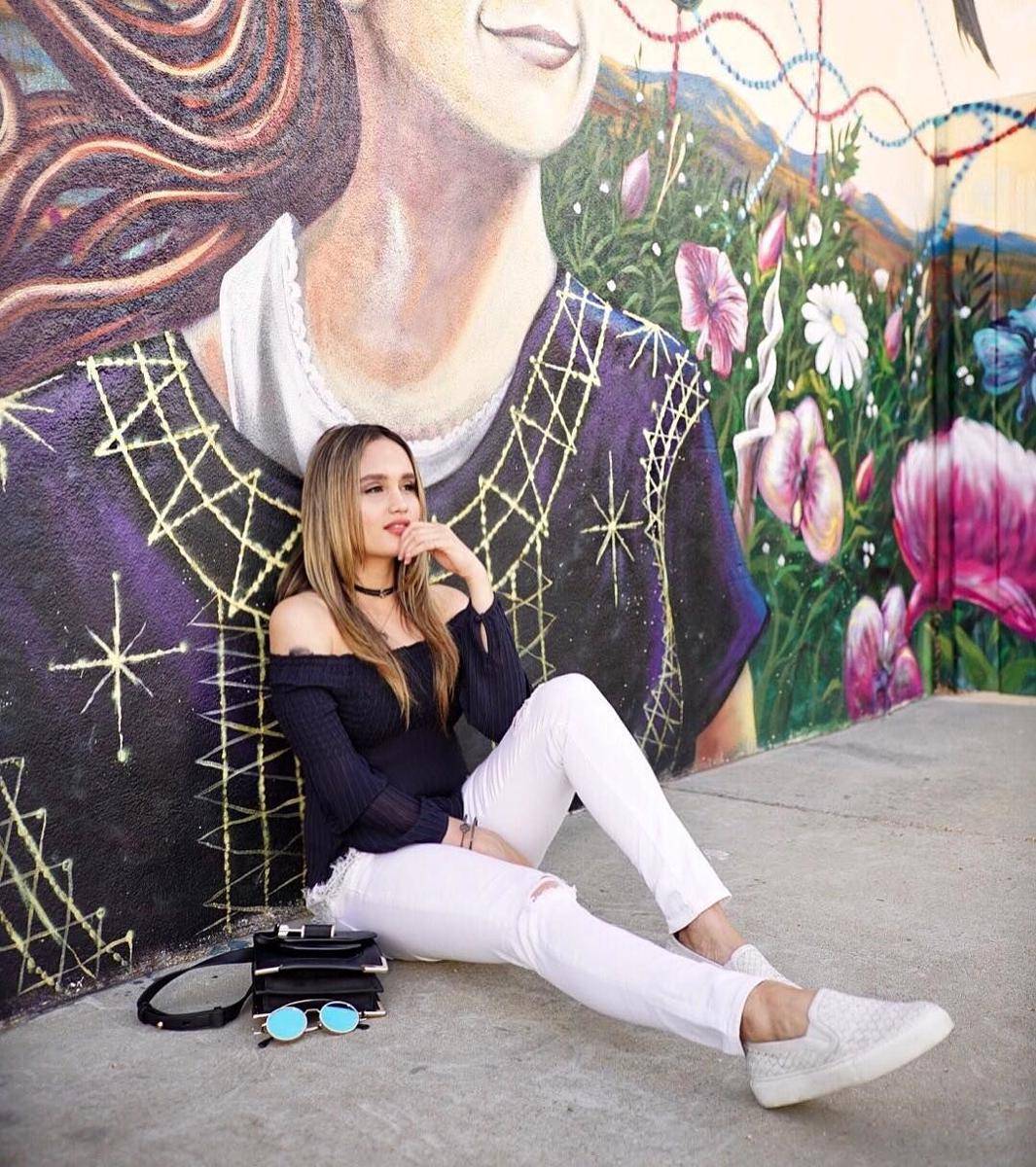 instagram.com/claurakiehl