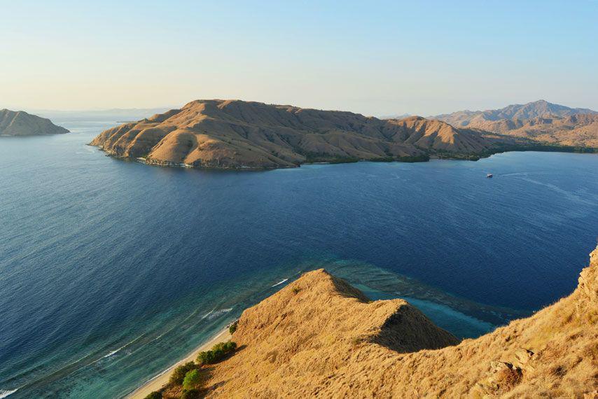 Pasca Terbakar, Gili Lawa Ditutup Sementara Waktu untuk Wisatawan