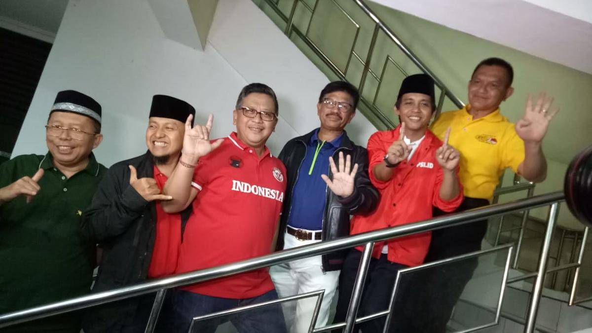 Para sekjen partai pendukung Joko Widodo (IDN Times/Helmi Shemi)