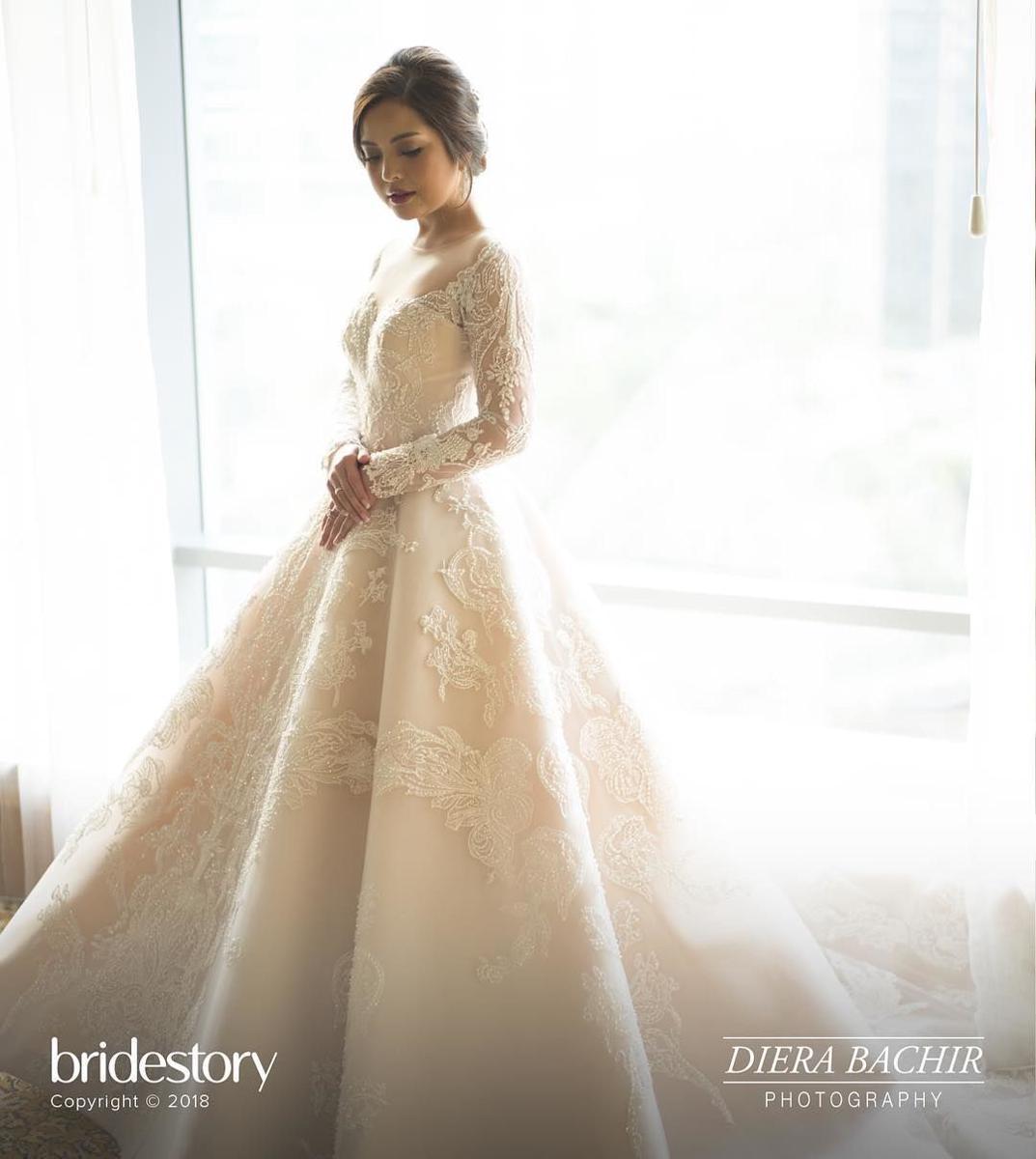 instagram.com/thebridestory