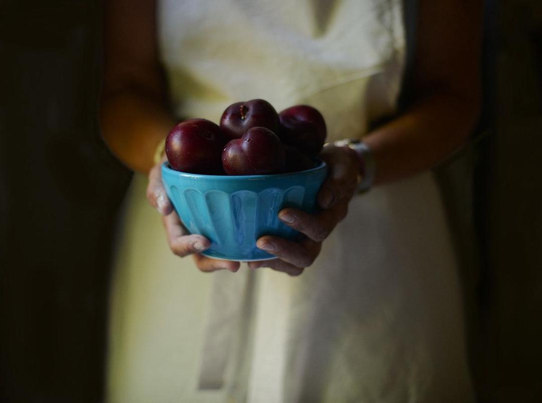 10 Manfaat Buah Plum Hitam untuk Kesehatan Badanmu