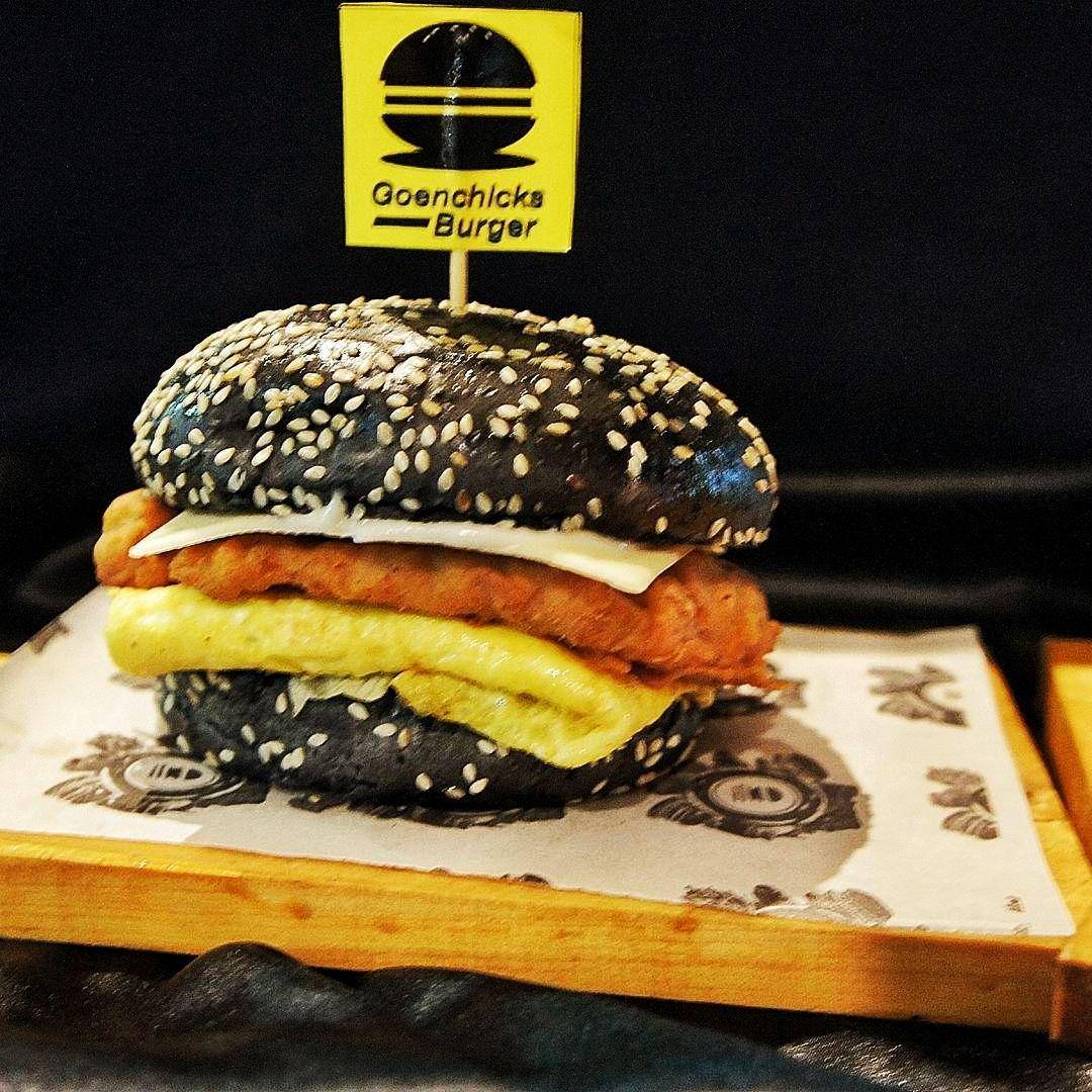 instagram.com/goenchicksburger