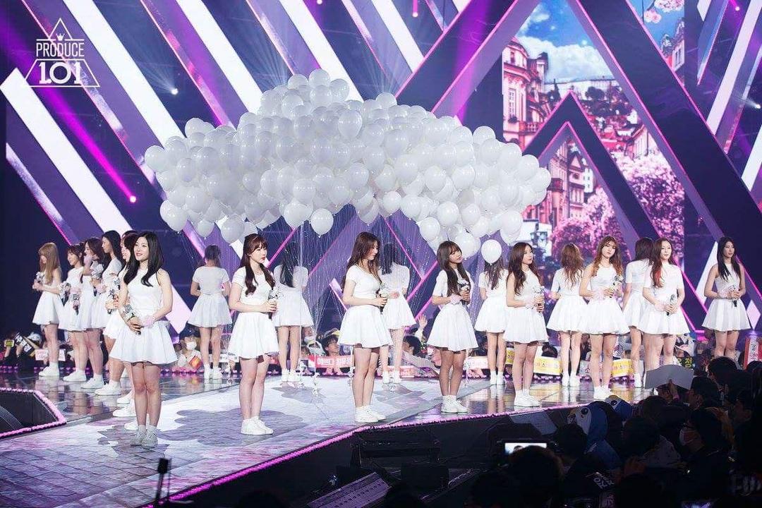twitter.com/teamIOI