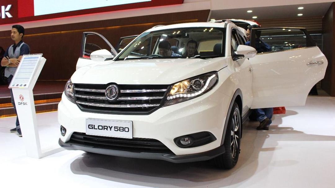 Bingung Pilih MPV atau SUV? Cek Dulu 4 Poin Ini