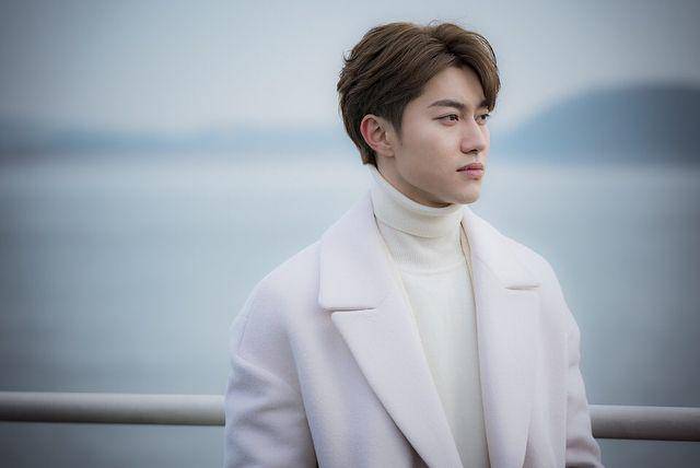 Instagram.com/kwakdongyeon0