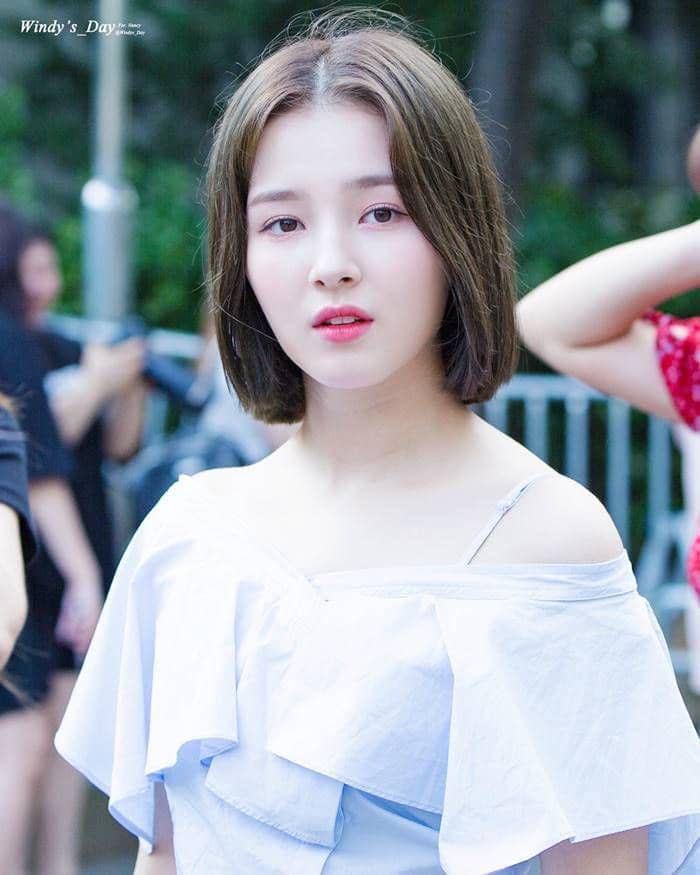 Instagram.com/nancy.momoland