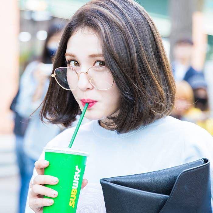 Instagram.com/somiupdates