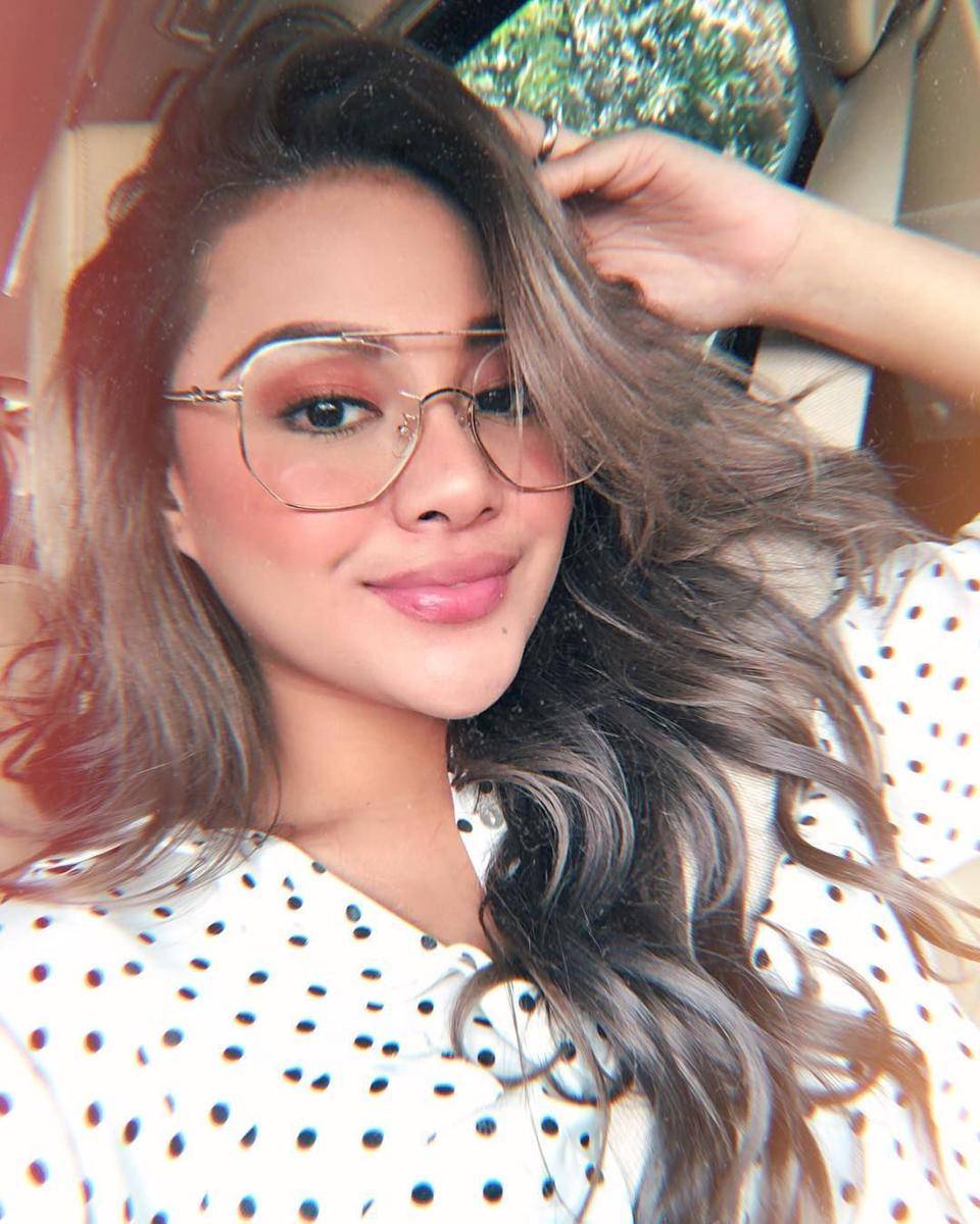 instagram.com/aurelie.hermansyah