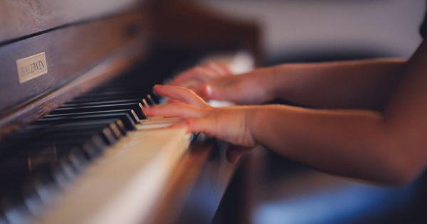Biaya Kursus Musik Mahal? Ini 5 Tips Belajar Musik Secara Otodidak