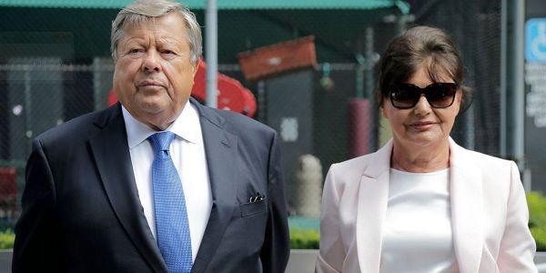 Mertua Donald Trump Resmi Menjadi Warga Negara Amerika Serikat