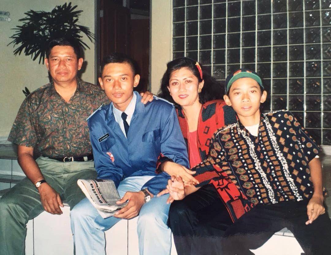 instagram.com/aniyudhoyono