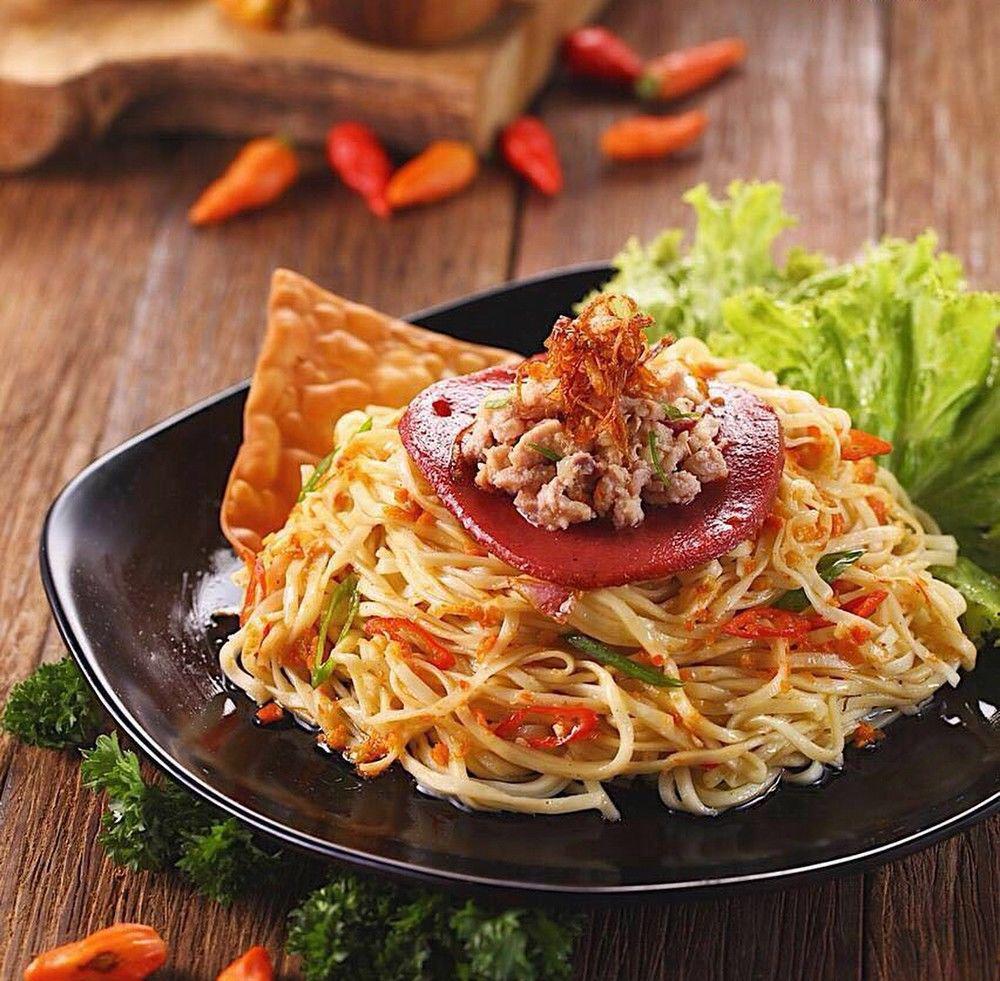 Instagram.com/tiarapangestika
