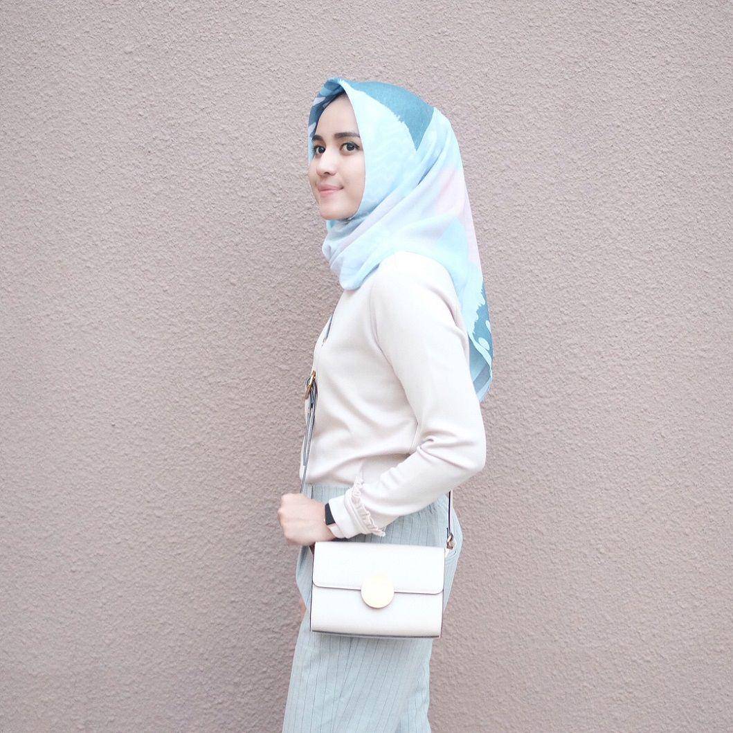 instagram.com/analisa.widyaningrum