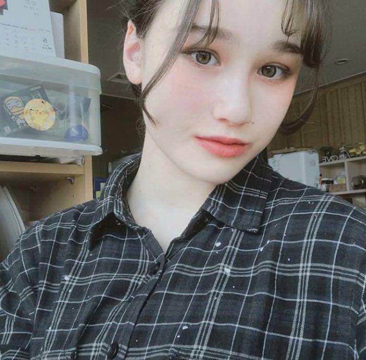 twitter.com/sofiachwe__