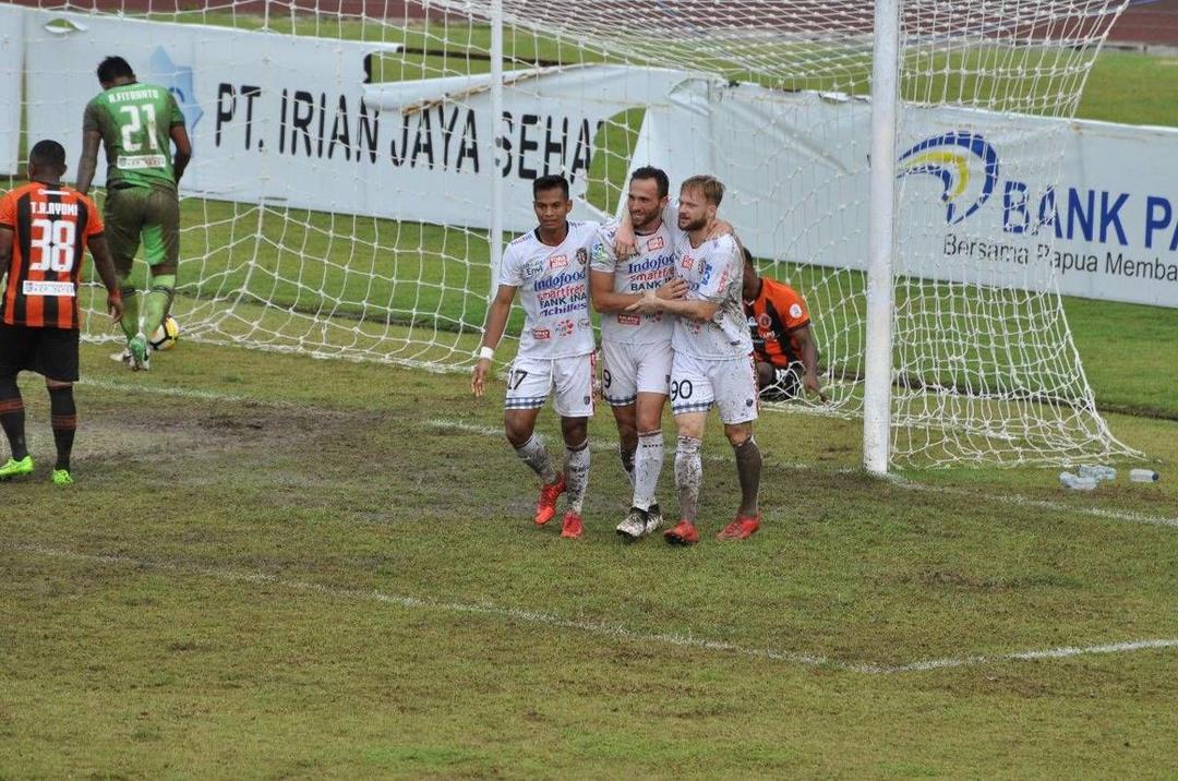Bali United Kembali Taklukkan Perseru di Kandangnya Sendiri