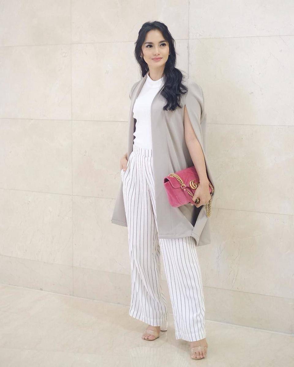 Instagram.com/ririnekawati