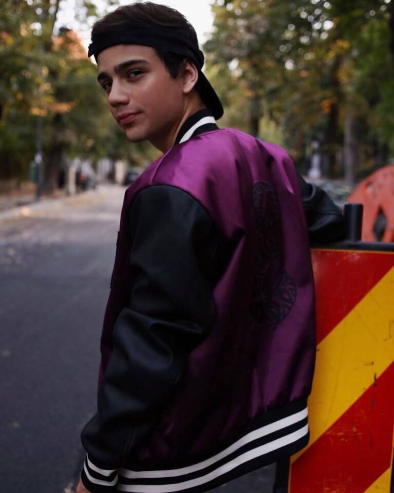 Instagram.com / @morenomicke
