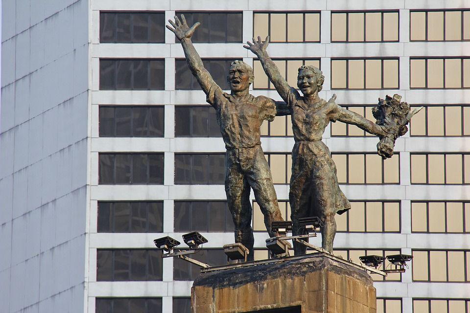 Patung Selamat Datang di Jakarta (Pixabay/Panjiartista)