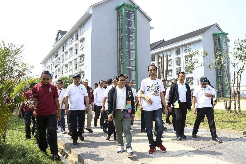 Presiden Joko Widodo di Wisma Atlet Jakabaring Palembang (ANTARA FOTO/Nova Wahyudi)