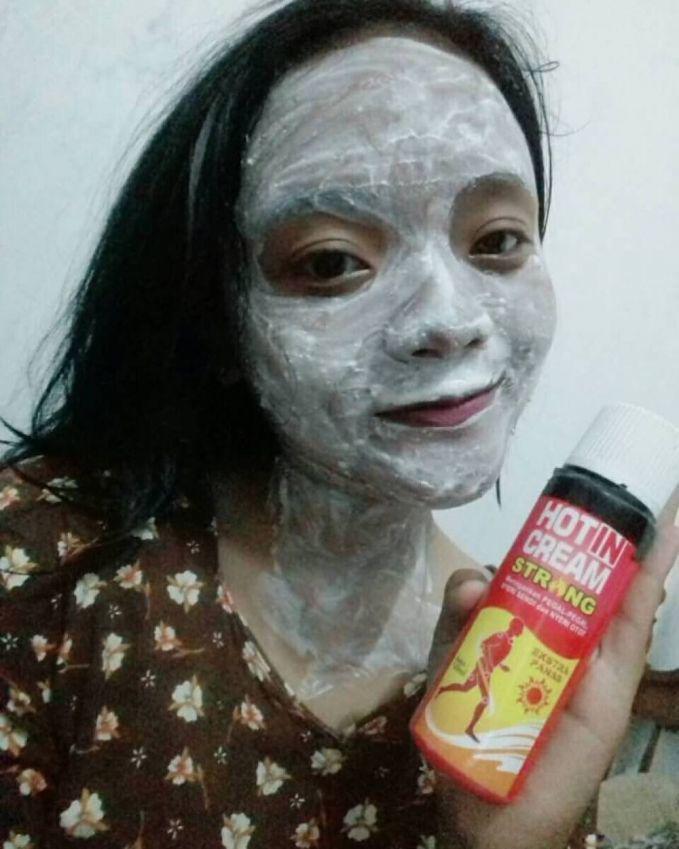 Kocak! 8 Orang Ini Tak Mengerti Fungsi Benda yang Dipakai
