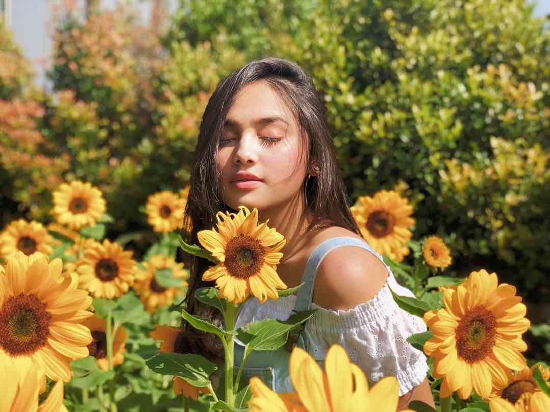 10 inspirasi ootd ala syifa hadju, menawan banget!