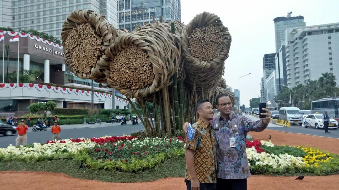 Harga Rp550 Juta, Instalasi Bambu Bundaran HI Tak Bertahan Lama