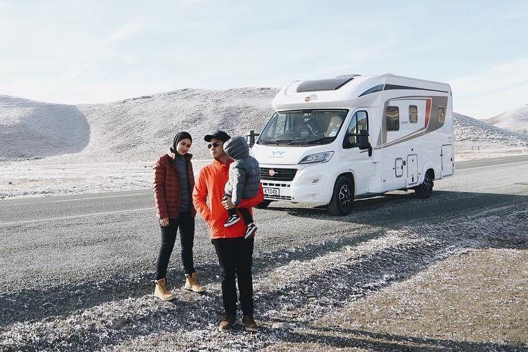 Liburan Naik Campervan, Ini 7 Poin Penting yang Harus Disiapkan!