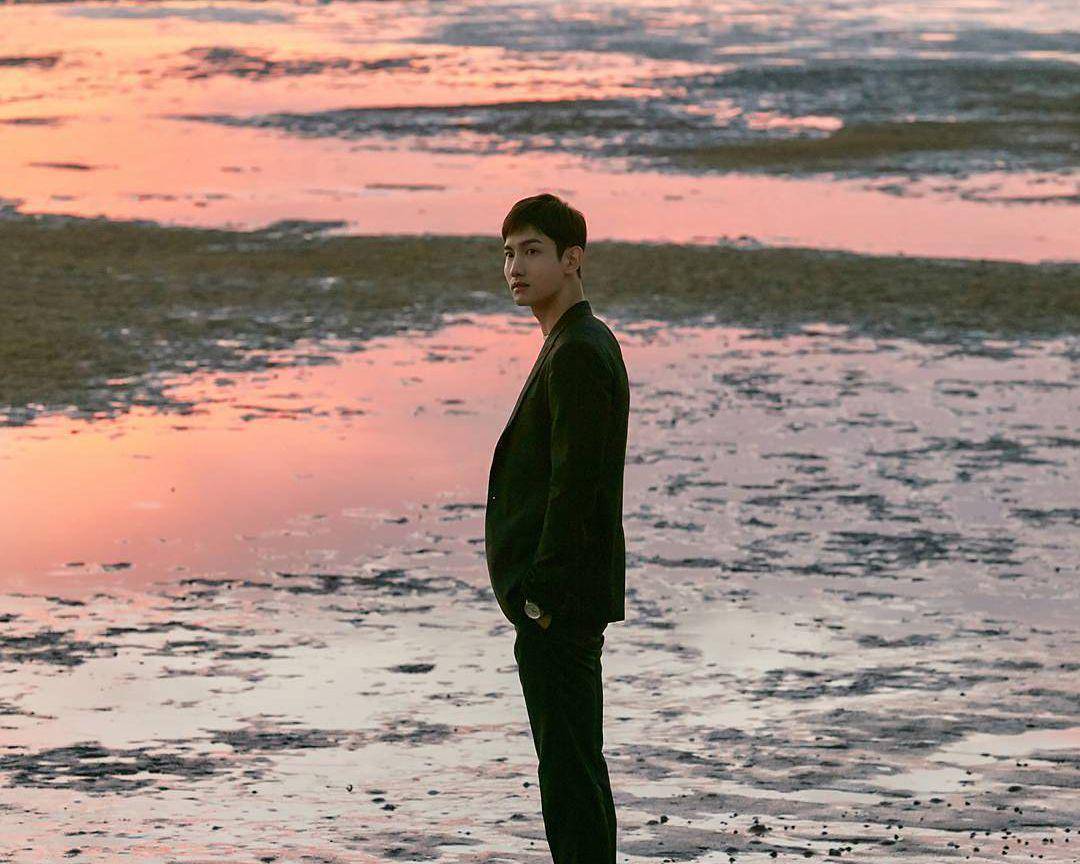 instagram.com/max_changminofficial