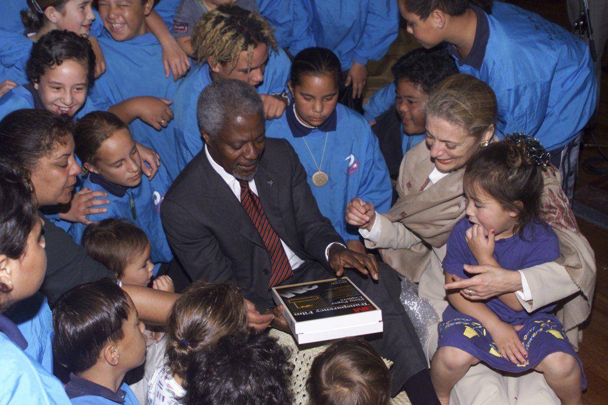 Kofi Annan (Twitter/@antonioguterres)