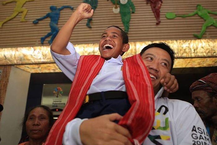 Joni si Pemanjat Tiang Bendera Akan Bertemu Presiden Jokowi