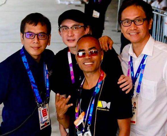 (Wishnutama (pojok kiri) bersama dengan orang-orang hebat di belakang layar upacara pembukaan Asian Games 2018) www.instagram.com@whisnutama