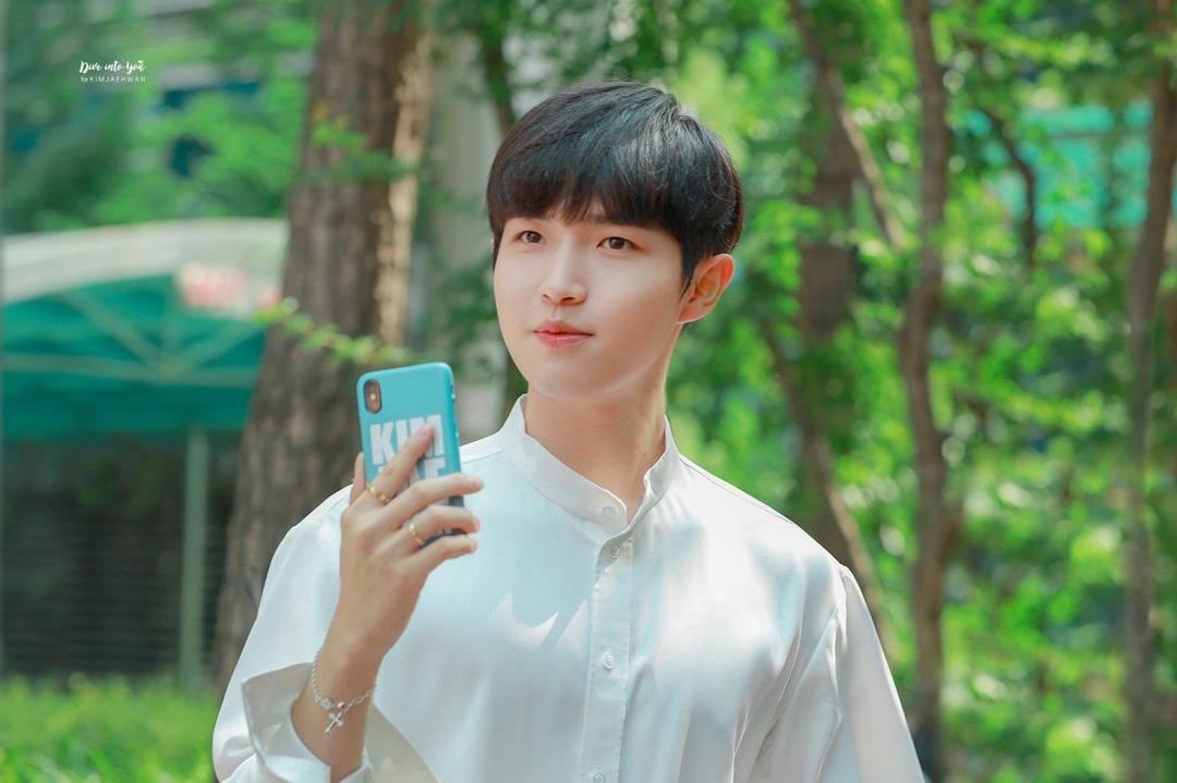 11 Fakta Bukti Kim Jaehwan Wanna One Adalah Cowok Idaman