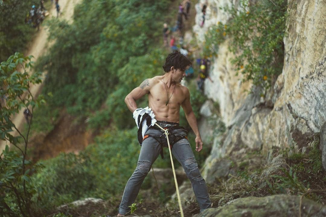 Instagram.com/sumargodenny