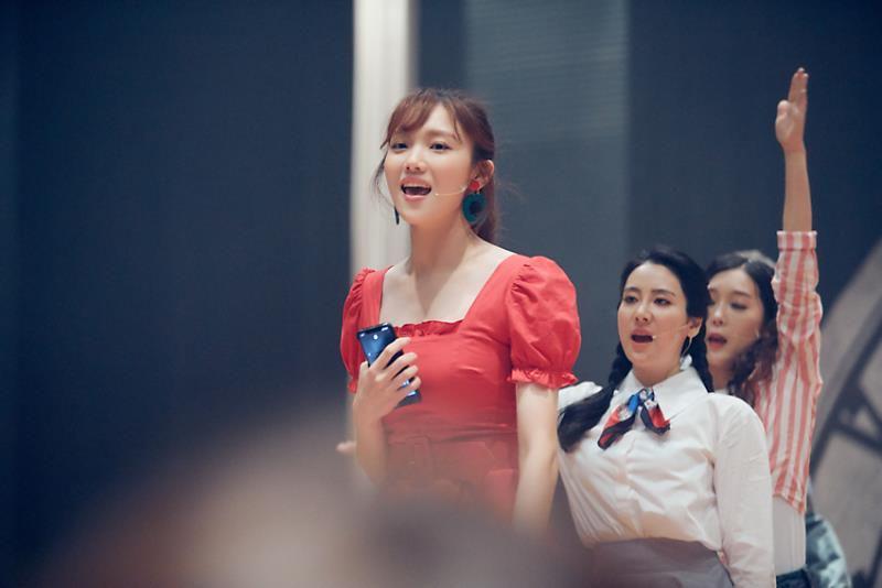 twitter.com/LeeSungkyungINA