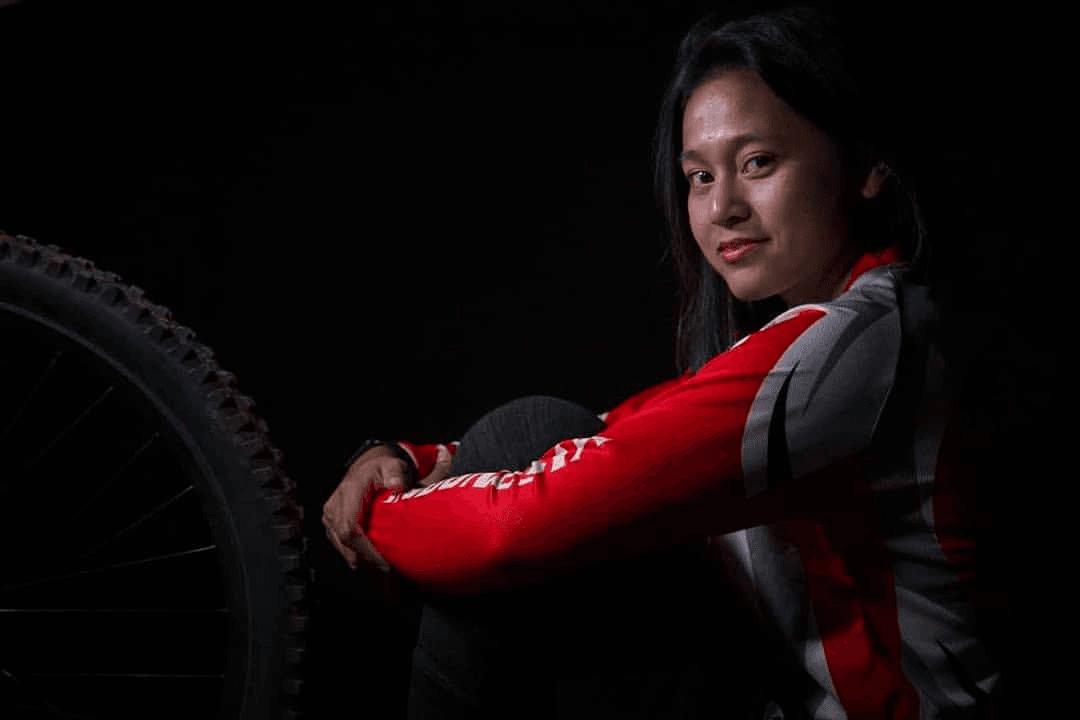 10 Potret Tiara A P, Atlet Downhill Peraih Emas Ketiga untuk Indonesia