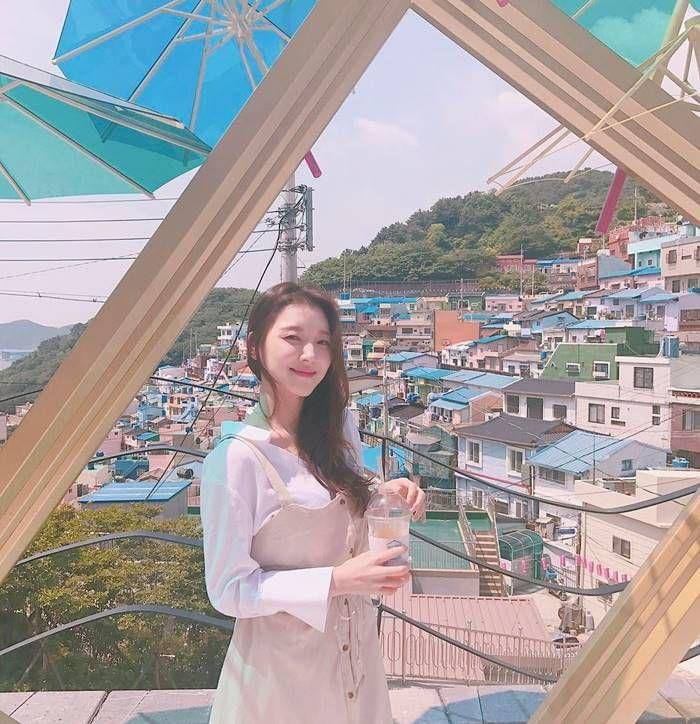 Instagram.com/j_ourly