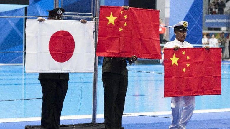 Bendera Terjatuh Saat Pemberian Medali, Apa Sebabnya?