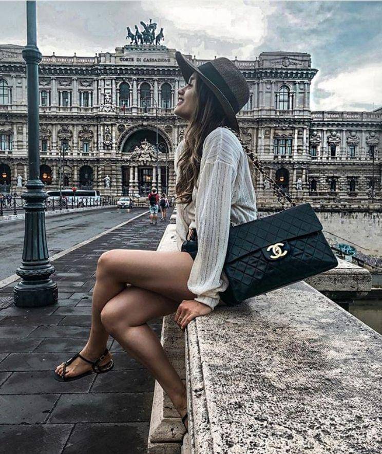 Instagram.com/claurakiehl