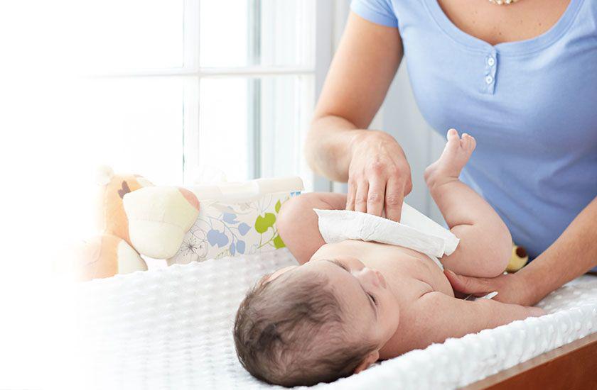 10 Rekomendasi Baby Wipes Saat Si Kecil Ikut Bepergian & Jauh dari Air