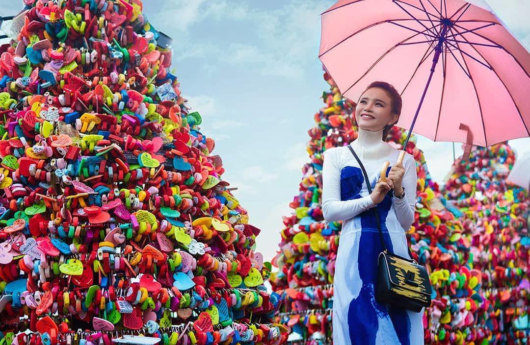 Fantastis! Ini Lho Harga 11 Tas Mewah Milik Rossa
