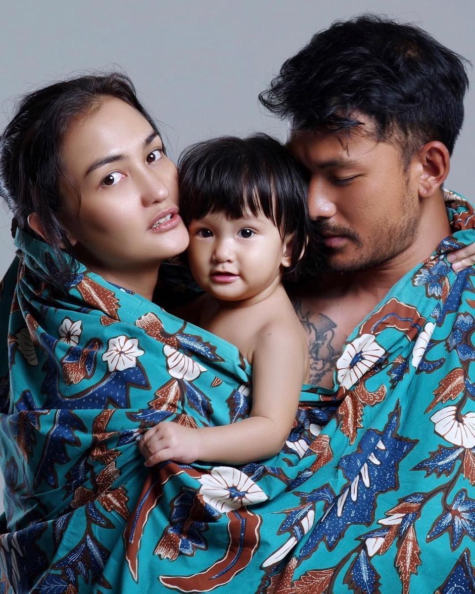 instagram.com/atiqahhasiholan