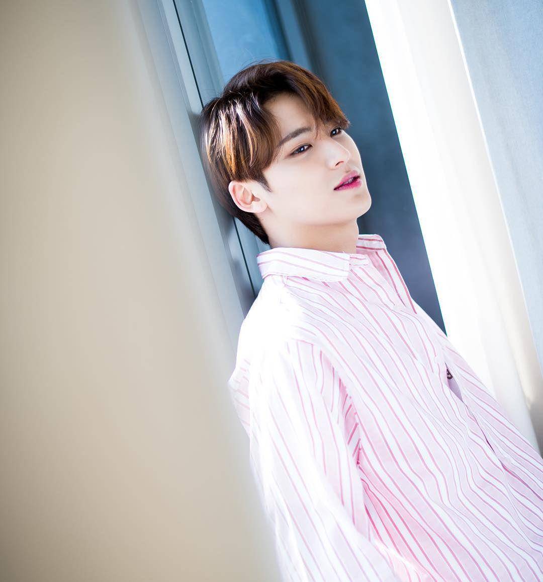 Instagram.com/mingyu