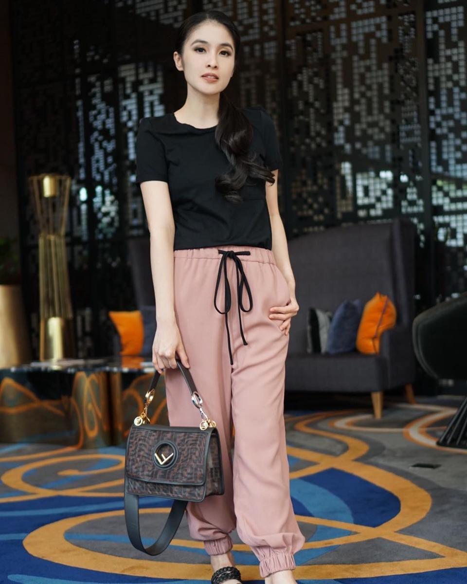 instagram.com/sandradewi88