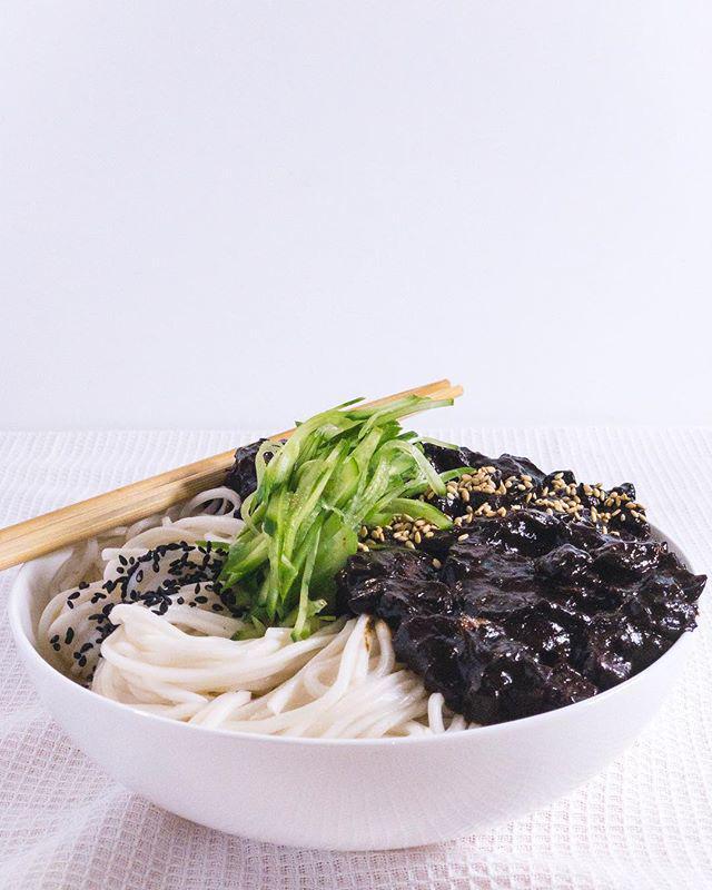 Instagram.com/aesthestine