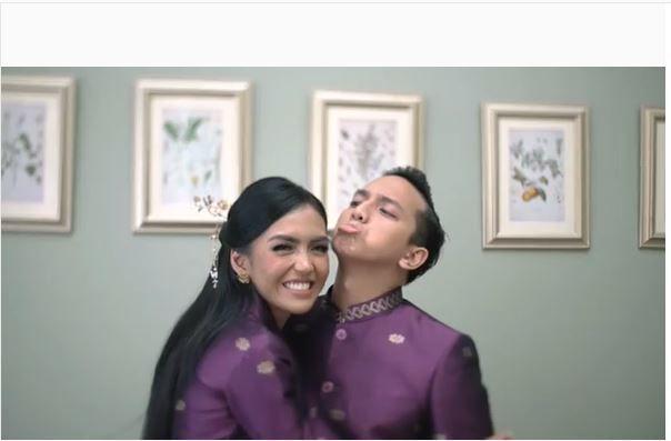 Resmi Lamaran, 10 Momen Bahagia Ge Pamungkas dan Anastasia Herzigova