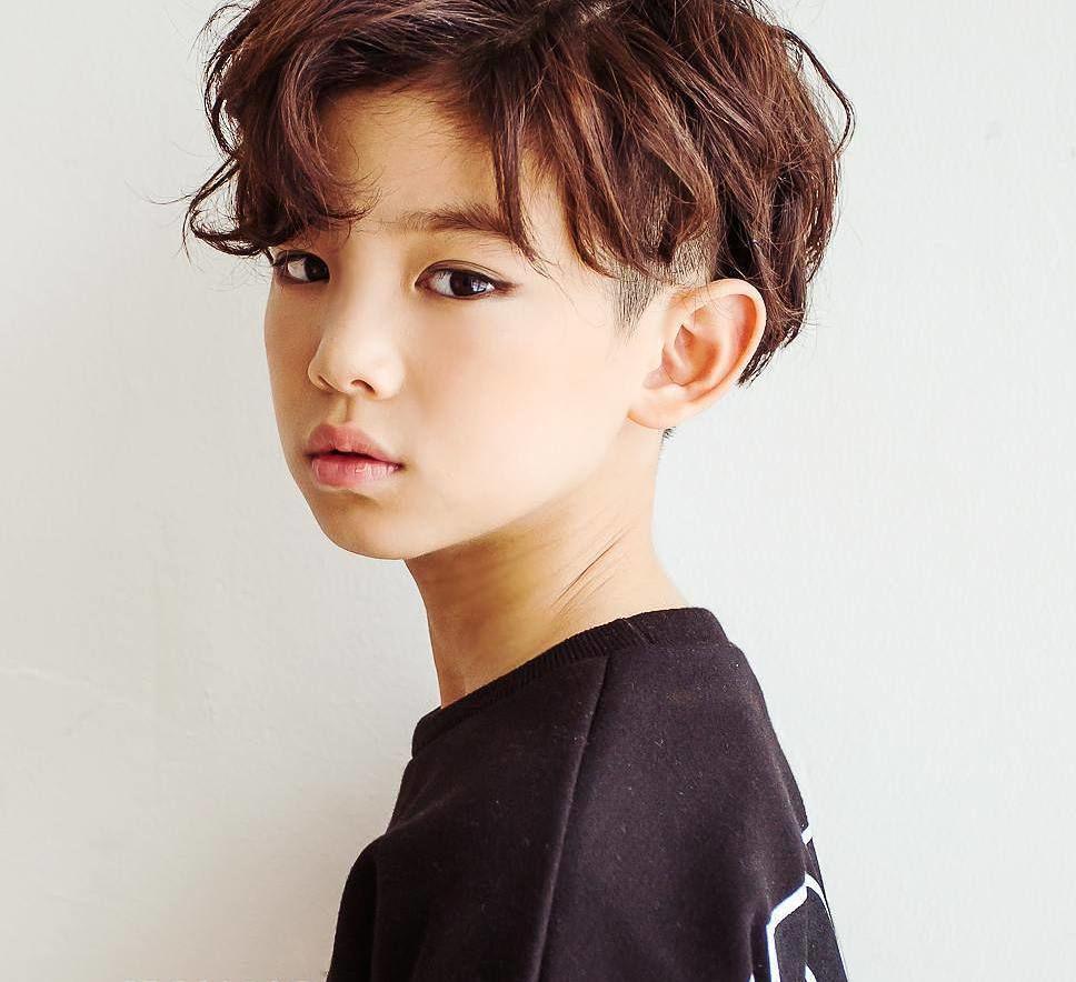 Mirip Suho EXO Versi Junior, Ini 8 Potret Model Cilik Kim Juhoon